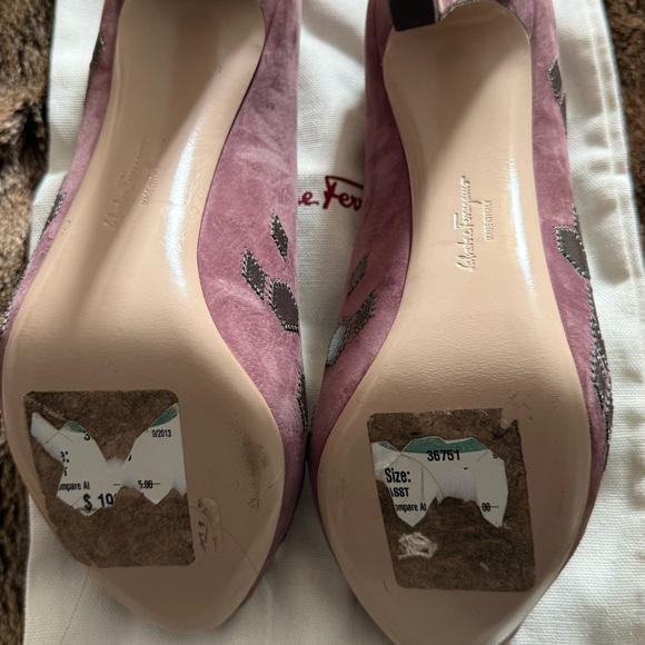 Ferragamo suede peep toe heels - Picture 3 of 5